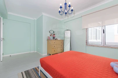 Apartamento T3 para Venda em Queluz e Belas