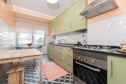 Apartamento T3 para Venda em Queluz e Belas