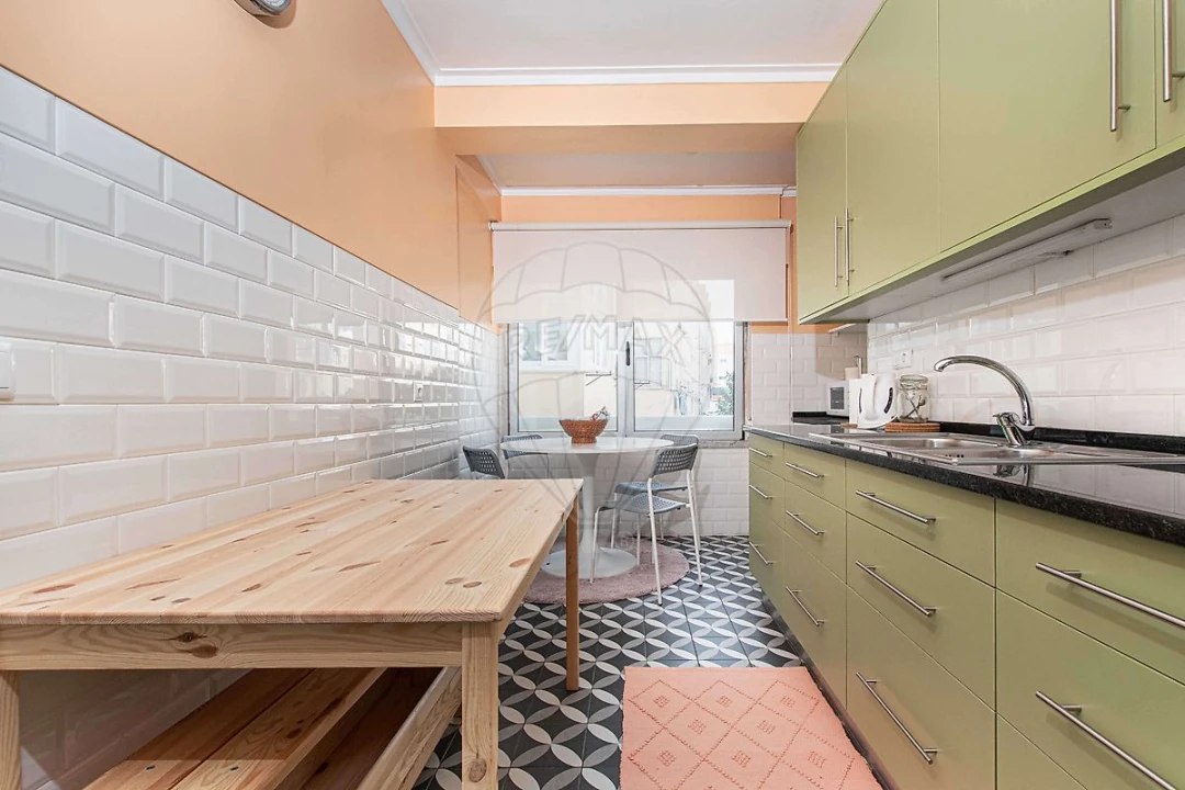 Apartamento T3 para Venda em Queluz e Belas Foto 19