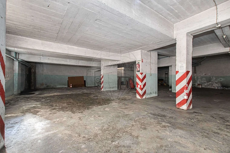 Apartamento T3 para Venda em Queluz e Belas Foto 11