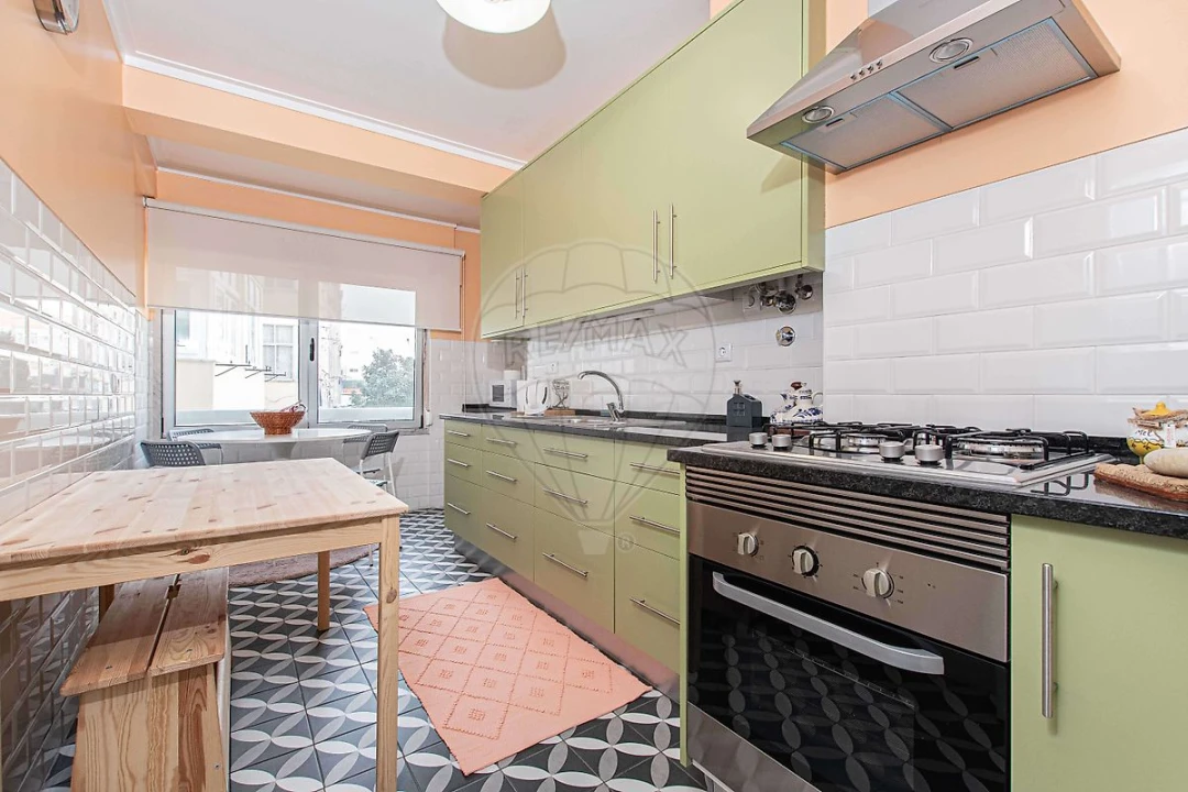 Apartamento T3 para Venda em Queluz e Belas Foto 13