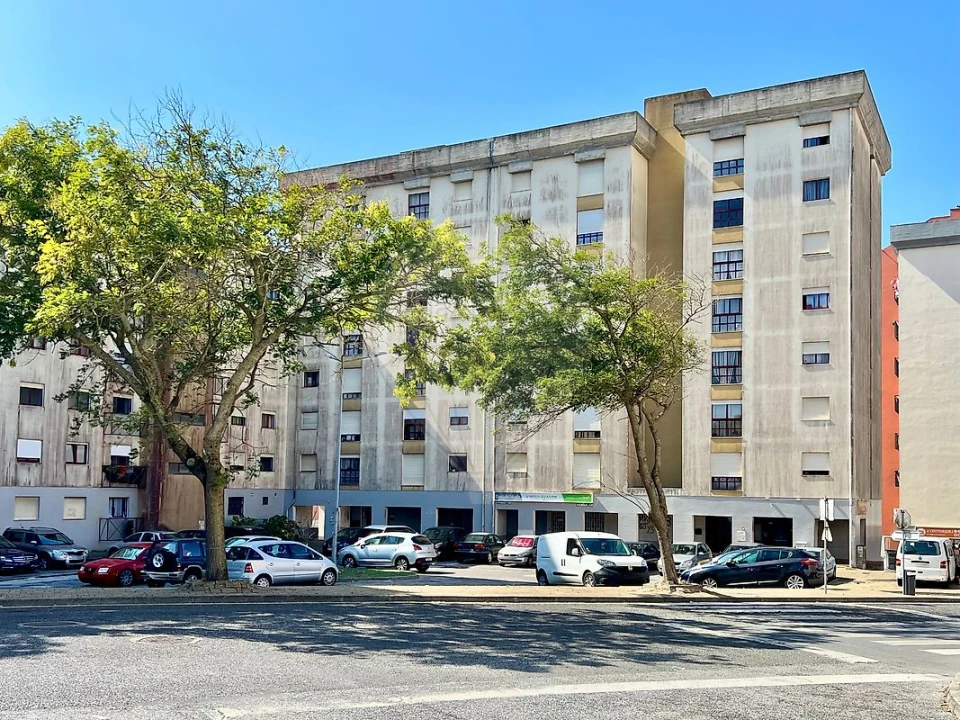 Apartamento T2 para Venda em Algueirão-Mem Martins Foto 13