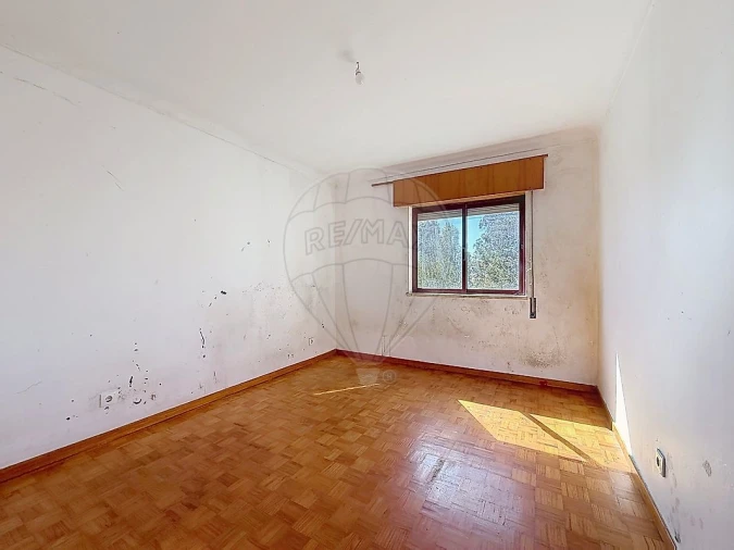 Apartamento T2 para Venda em Algueirão-Mem Martins Foto 14