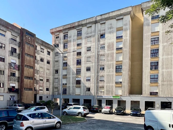 Apartamento T2 para Venda em Algueirão-Mem Martins Foto 12