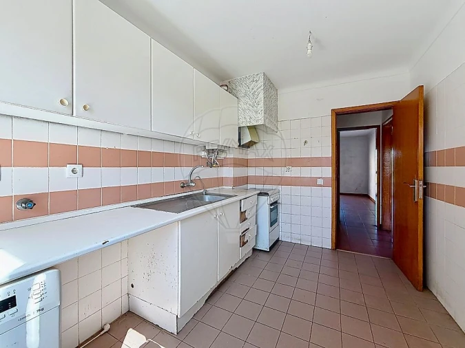 Apartamento T2 para Venda em Algueirão-Mem Martins Foto 10