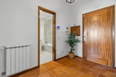 Apartamento T1 para Venda em São Felix da Marinha