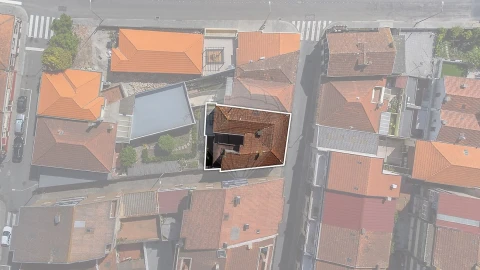 Prédio para Venda em Santa Marinha e São Pedro da Afurada
