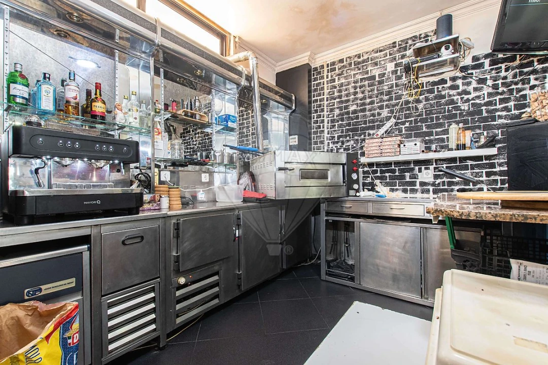 Loja para Venda em Póvoa de Santa Iria e Forte da Casa Foto 11