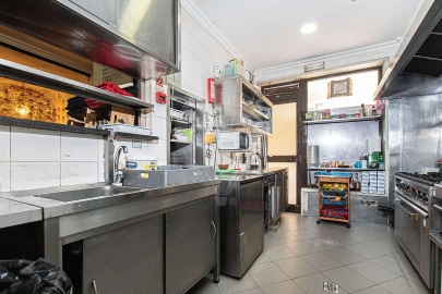 Loja para Venda em Póvoa de Santa Iria e Forte da Casa