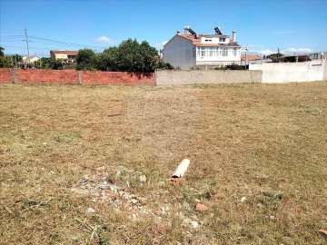 Terreno para Venda em Rio de Mouro