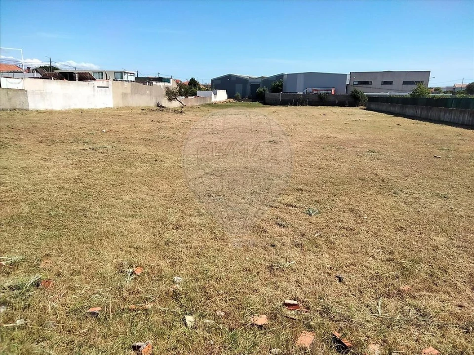 Terreno para Venda em Rio de Mouro Foto 5