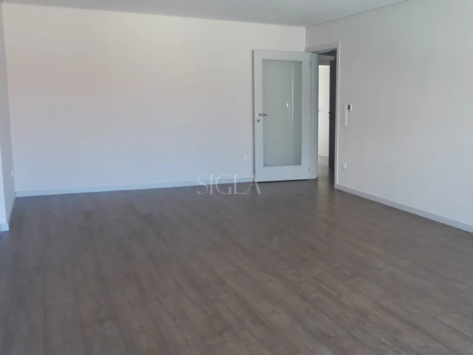 Apartamento T3 para Venda em Cedofeita, Santo Ildefonso, Sé, Miragaia, São Nicolau e Vitória Foto 8