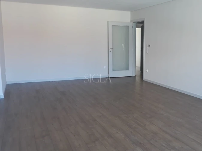 Apartamento T3 para Venda em Cedofeita, Santo Ildefonso, Sé, Miragaia, São Nicolau e Vitória Foto 8