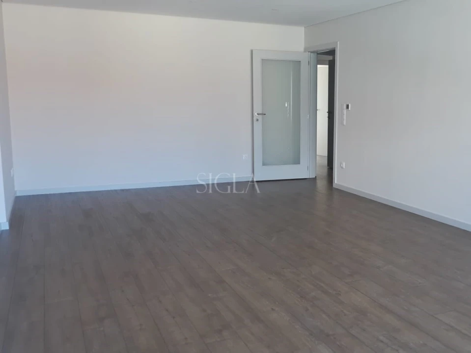 Apartamento T3 para Venda em Cedofeita, Santo Ildefonso, Sé, Miragaia, São Nicolau e Vitória Foto 7