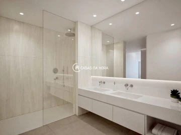 Moradia T4 para Venda em Lagos (São Sebastião e Santa Maria)