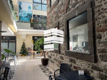 Loja para Venda em Funchal (Se)