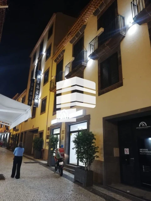 Loja para Venda em Funchal (Se)