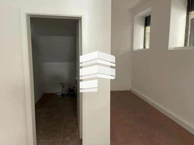 Loja para Venda em Funchal (Se) Foto 12