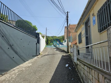 Moradia para Venda em Mina de Água