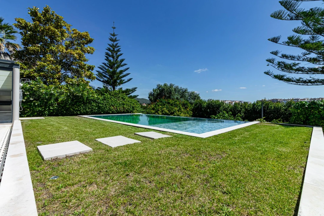 Moradia T7 para Venda em União das Freguesias de Setúbal Foto 40