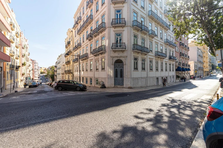 Prédio para Venda em Santo António Foto 13