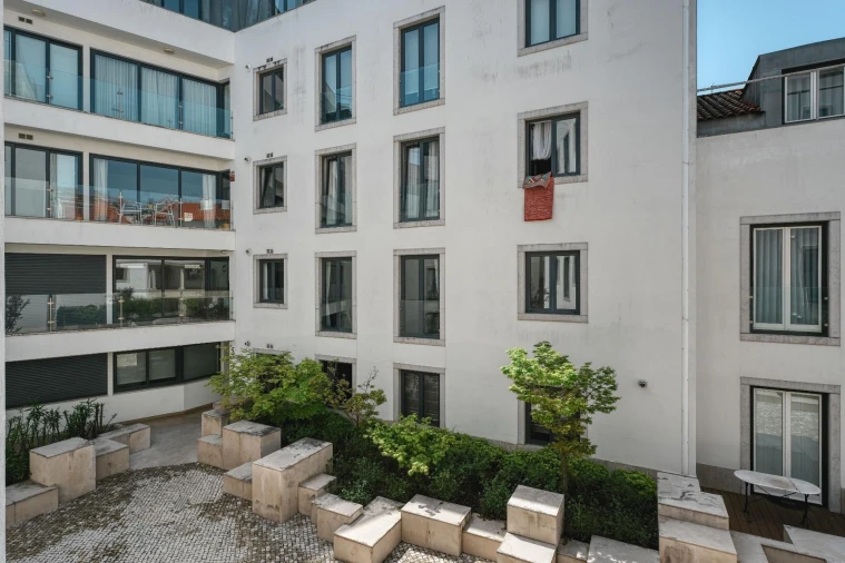 Apartamento T2 para Venda em Misericórdia Foto 23