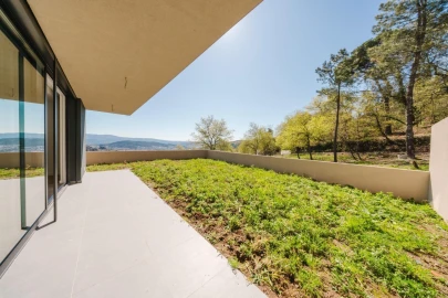 Moradia T3 para Venda em Lanhoso