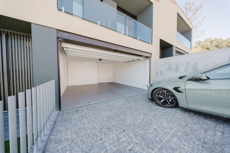 Moradia T3 para Venda em Lanhoso Foto 24