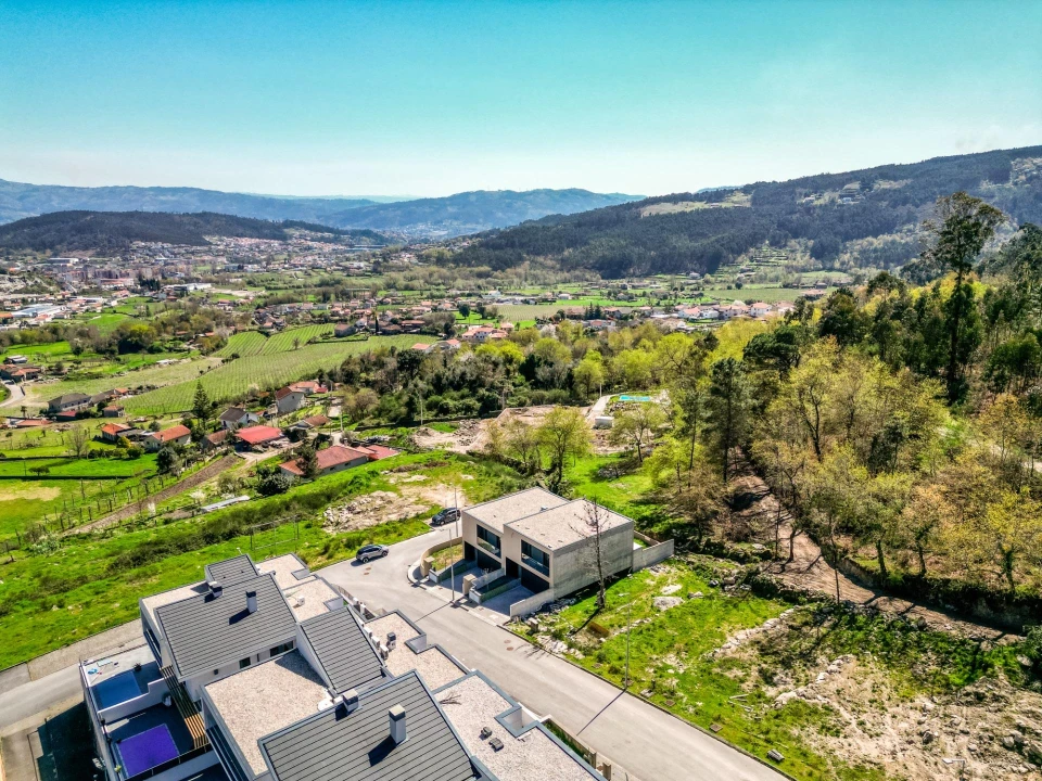 Moradia T3 para Venda em Lanhoso Foto 32