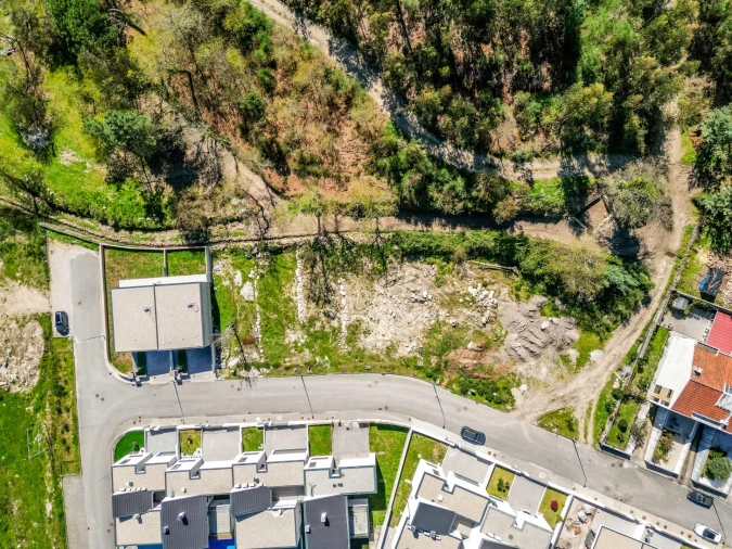 Moradia T3 para Venda em Lanhoso Foto 27