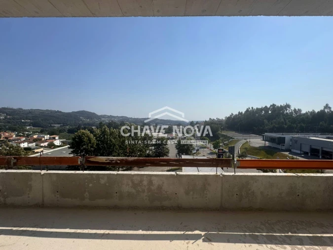 Apartamento T3 para Venda em O. Azeméis, Riba-Ul, Ul, Macinhata Seixa, Madail Foto 17