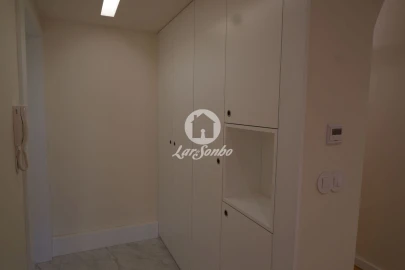 Apartamento T3 para Venda em Lordelo do Ouro e Massarelos