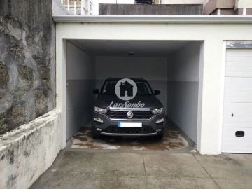 Apartamento T3 para Venda em Lordelo do Ouro e Massarelos