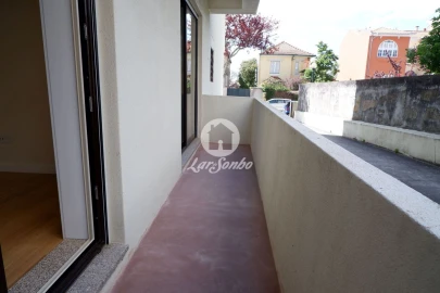 Apartamento T3 para Venda em Lordelo do Ouro e Massarelos