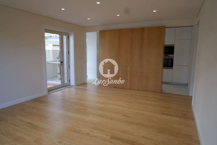 Apartamento T3 para Venda em Lordelo do Ouro e Massarelos Foto 7