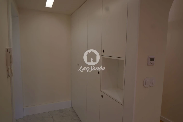 Apartamento T3 para Venda em Lordelo do Ouro e Massarelos Foto 9