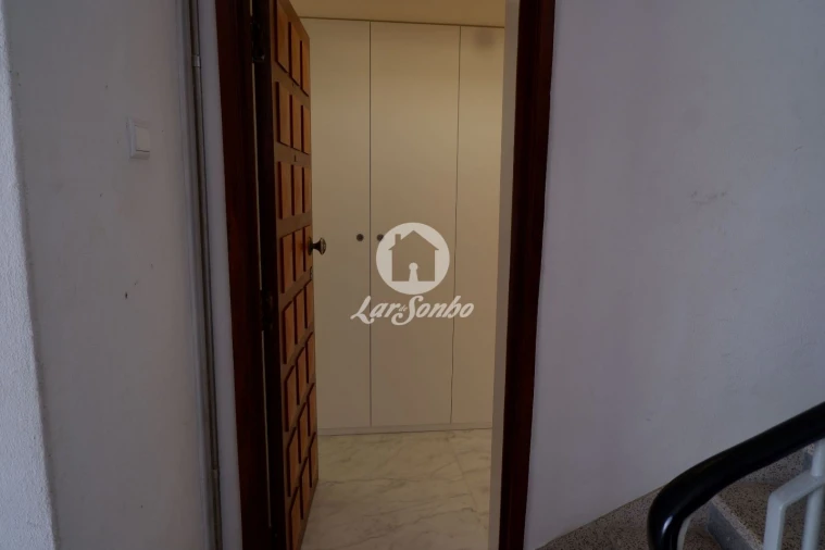 Apartamento T3 para Venda em Lordelo do Ouro e Massarelos Foto 16