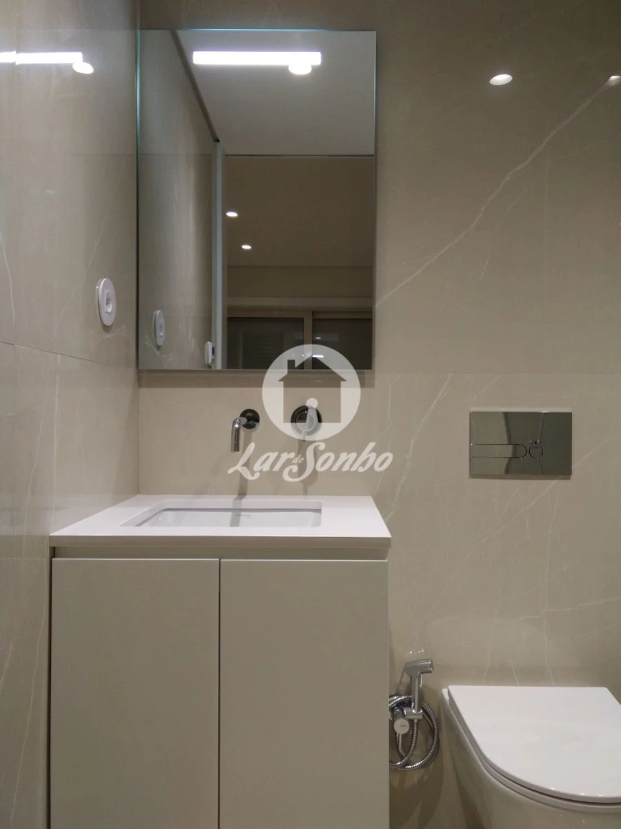 Apartamento T3 para Venda em Lordelo do Ouro e Massarelos Foto 18