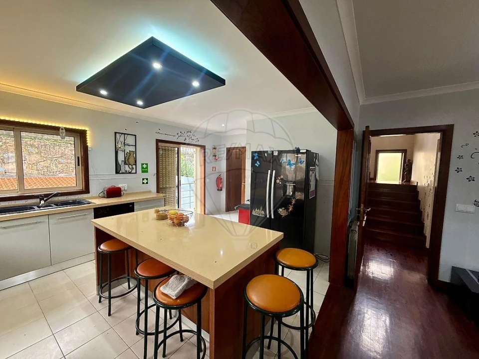 Moradia T3 para Venda em Amarante (São Gonçalo), Madalena, Cepelos e Gatão Foto 1