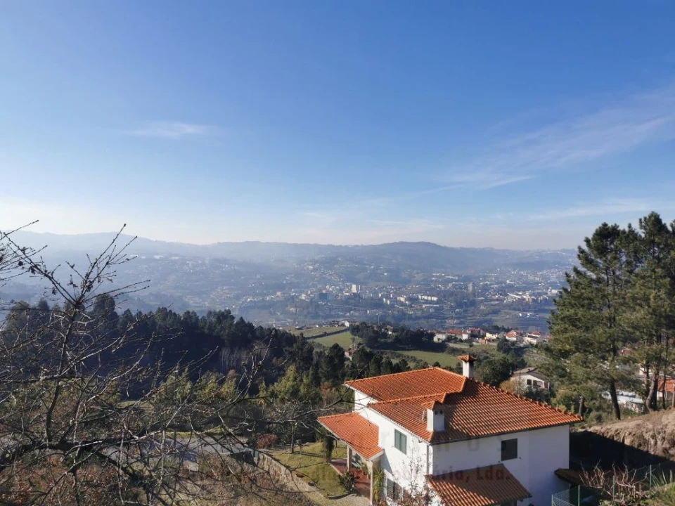 Terreno para Venda em Lufrei Foto 1