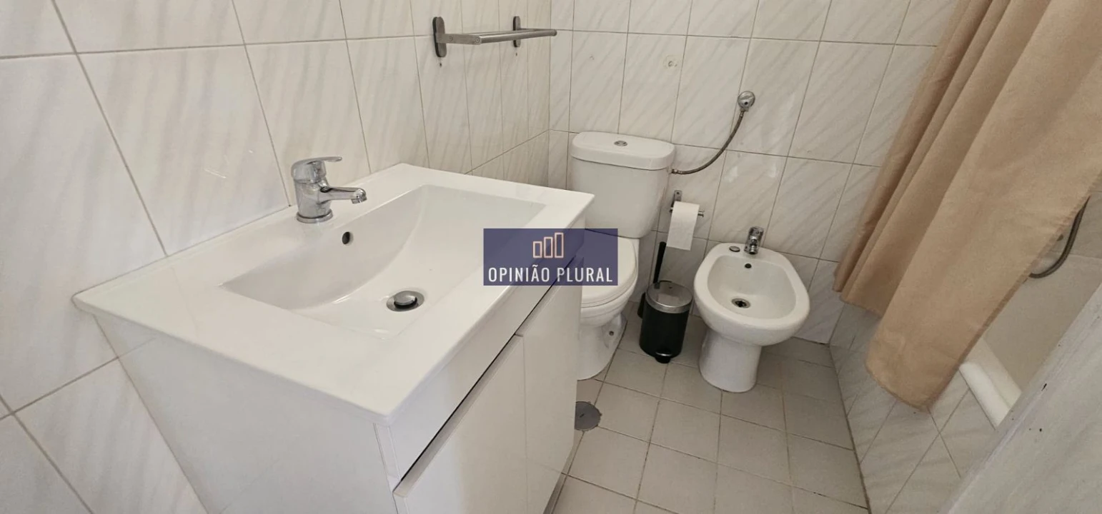 Apartamento T1 para Venda em Santa Marinha e São Pedro da Afurada Foto 11