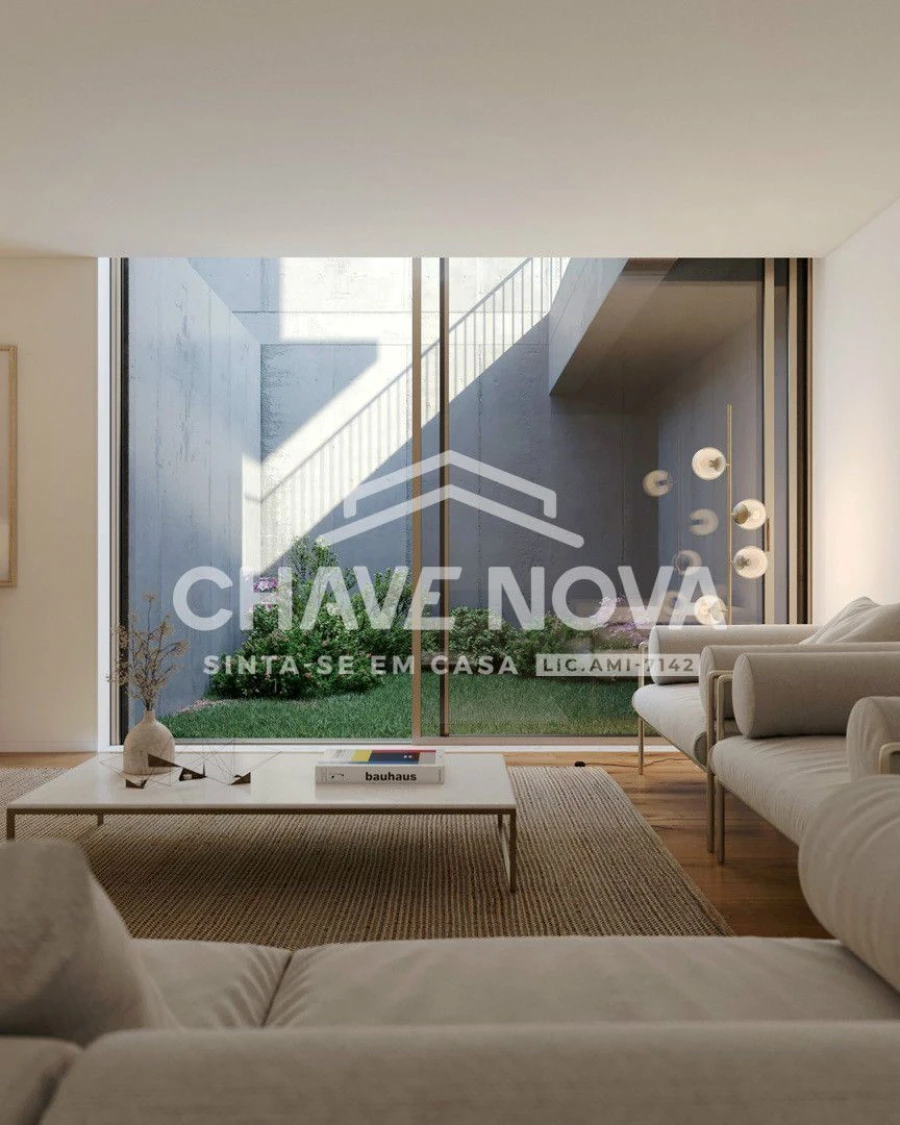 Moradia T3 para Venda em Arcozelo Foto 4