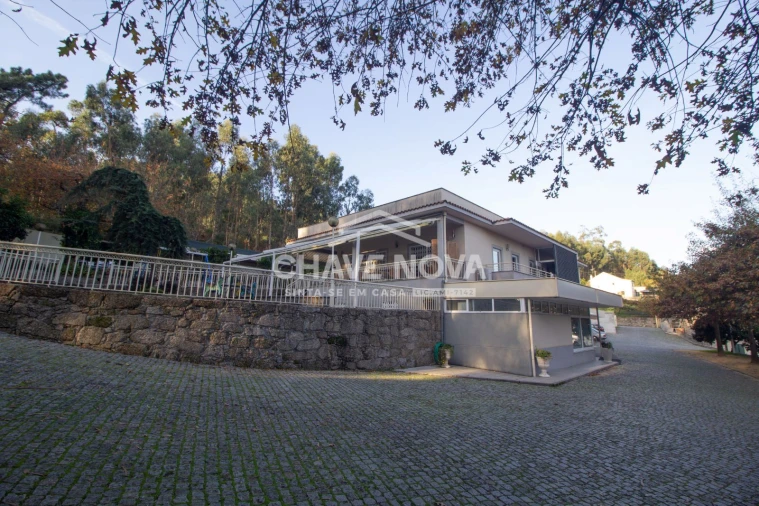 Negócio para Venda em Vermoim Foto 18