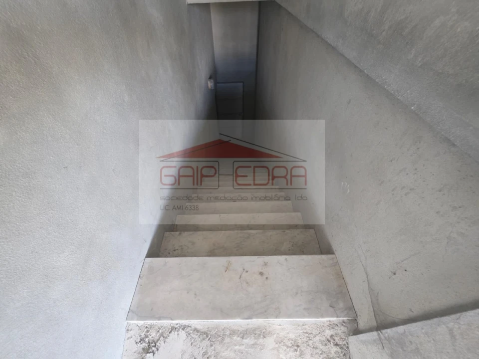 Loja para Venda em Azambuja Foto 6