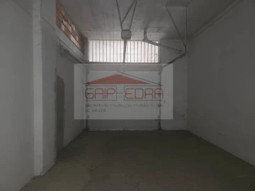 Loja para Venda em Azambuja