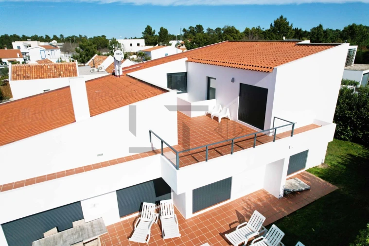 Moradia T4 para Venda em Comporta Foto 7