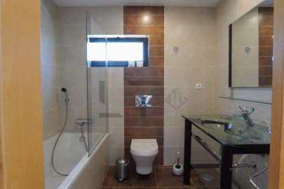 Moradia T5 para Venda em Carvalhal