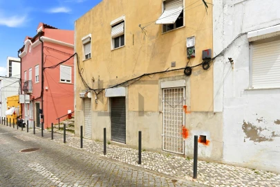 Prédio para Venda em Campolide