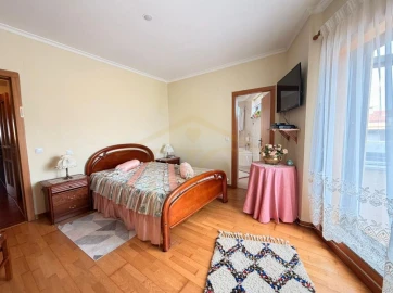 Apartamento T3 para Venda em Aver-O-Mar, Amorim e Terroso