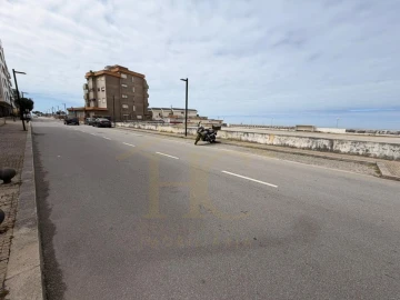 Apartamento T3 para Venda em Aver-O-Mar, Amorim e Terroso